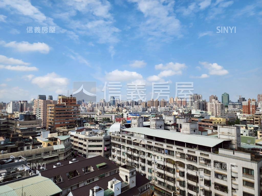 首購北區國泰高樓三房平車房屋室內格局與周邊環境