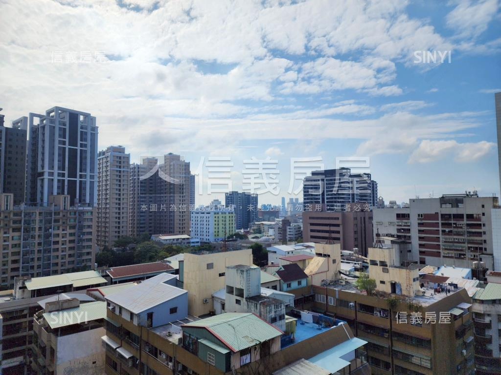 首購北區國泰高樓三房平車房屋室內格局與周邊環境