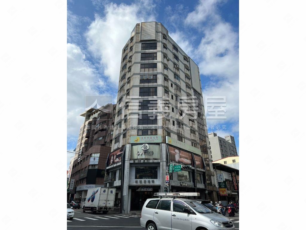 近巨城三民學區辦公室Ｂ房屋室內格局與周邊環境