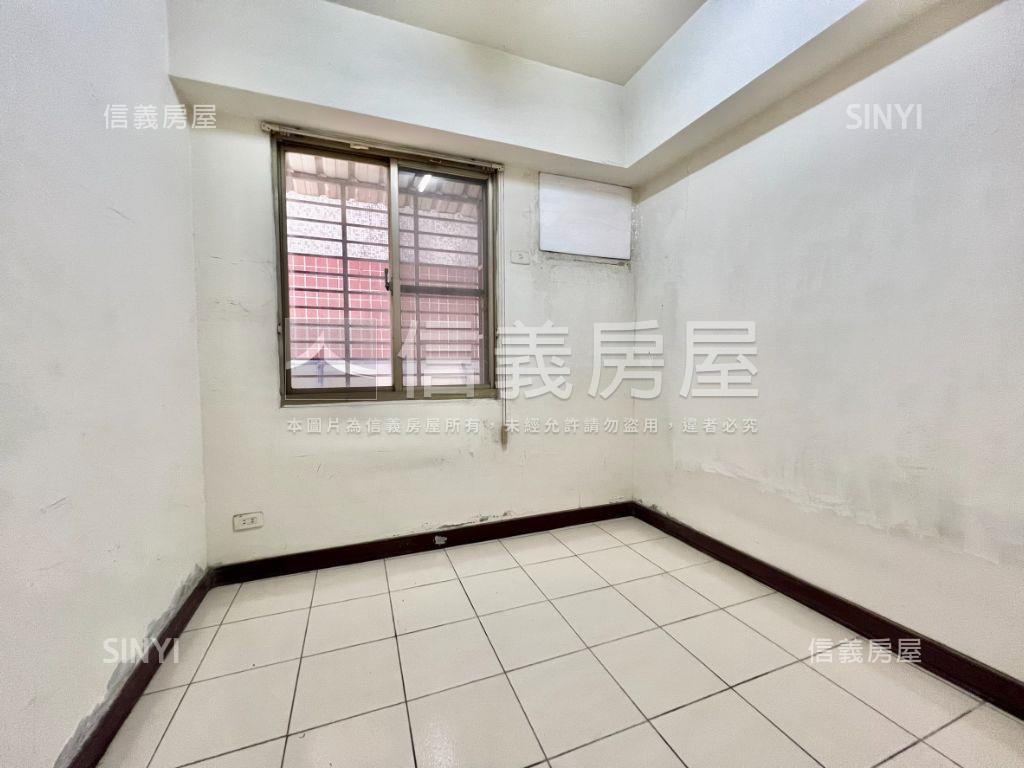 近中興大學三房平車房屋室內格局與周邊環境