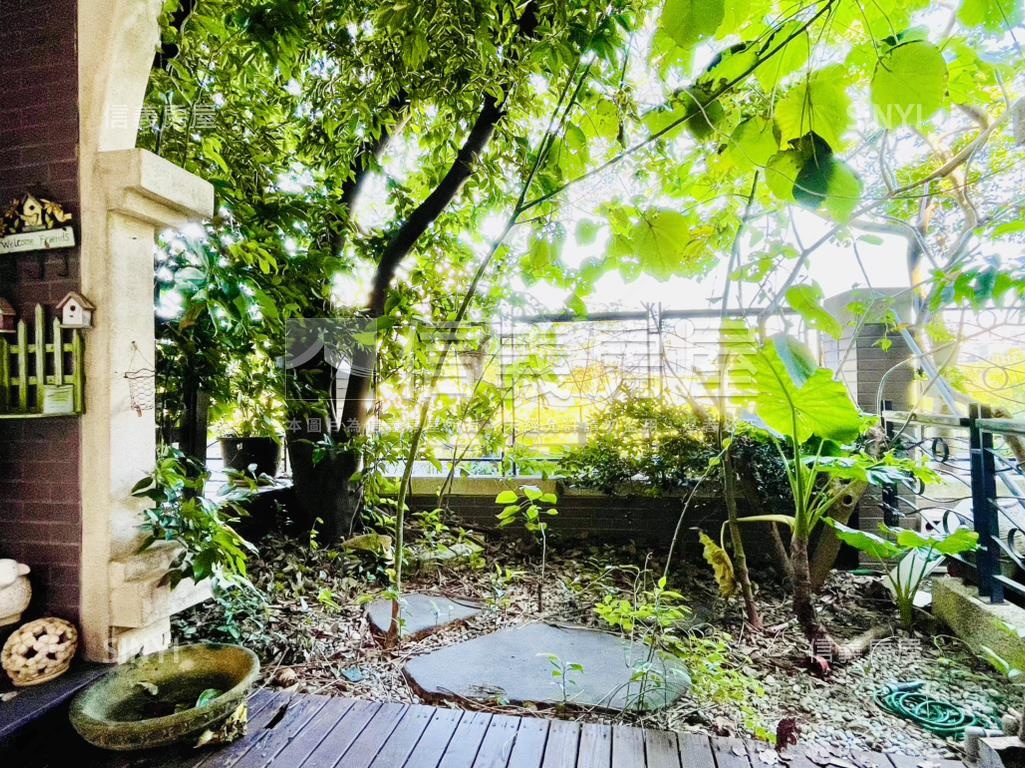 鄉村ＶＩＬＬＡ景觀庭院房屋室內格局與周邊環境