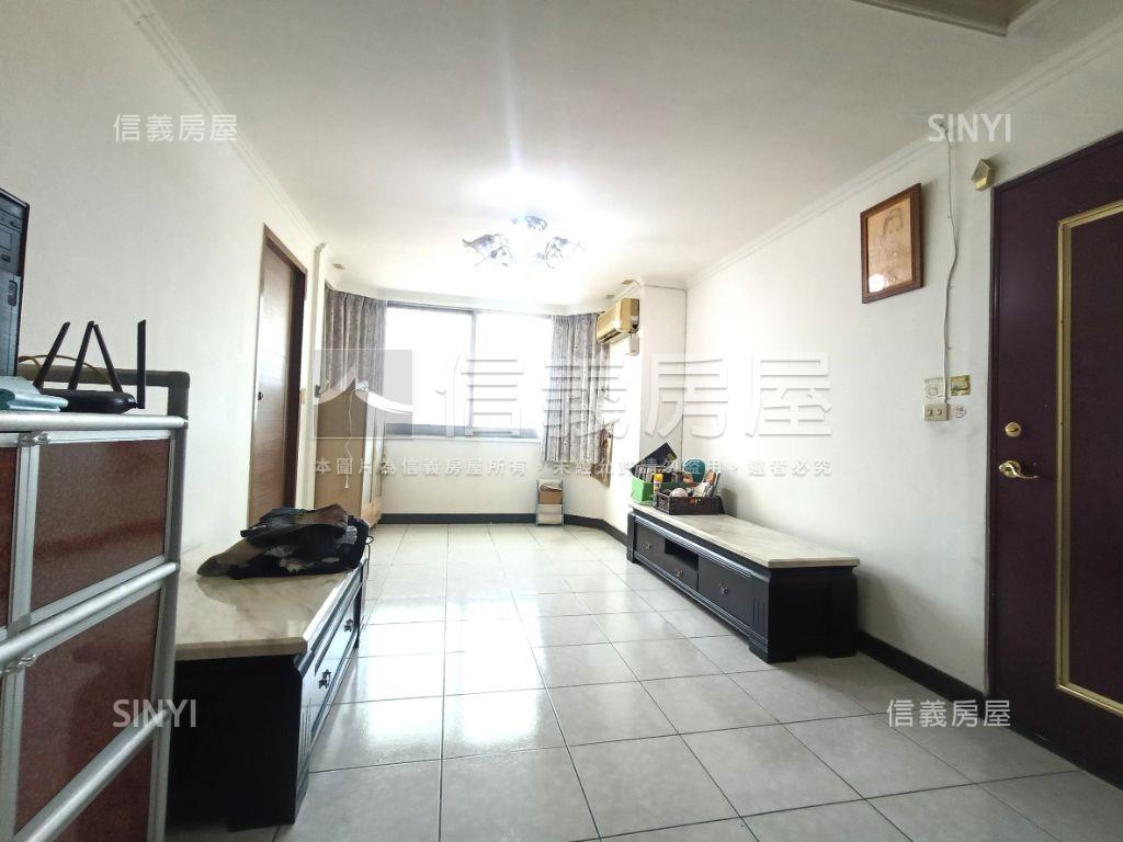 麒麟景觀樓中樓附車位房屋室內格局與周邊環境