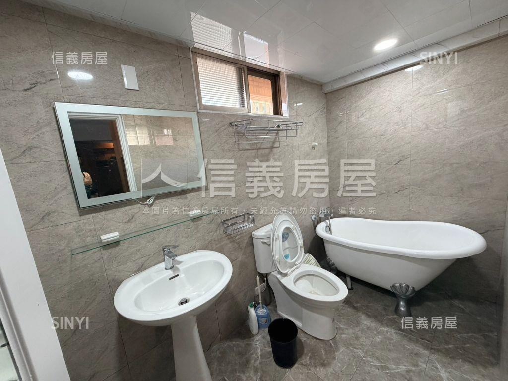 美麗宮庭大空間房屋室內格局與周邊環境