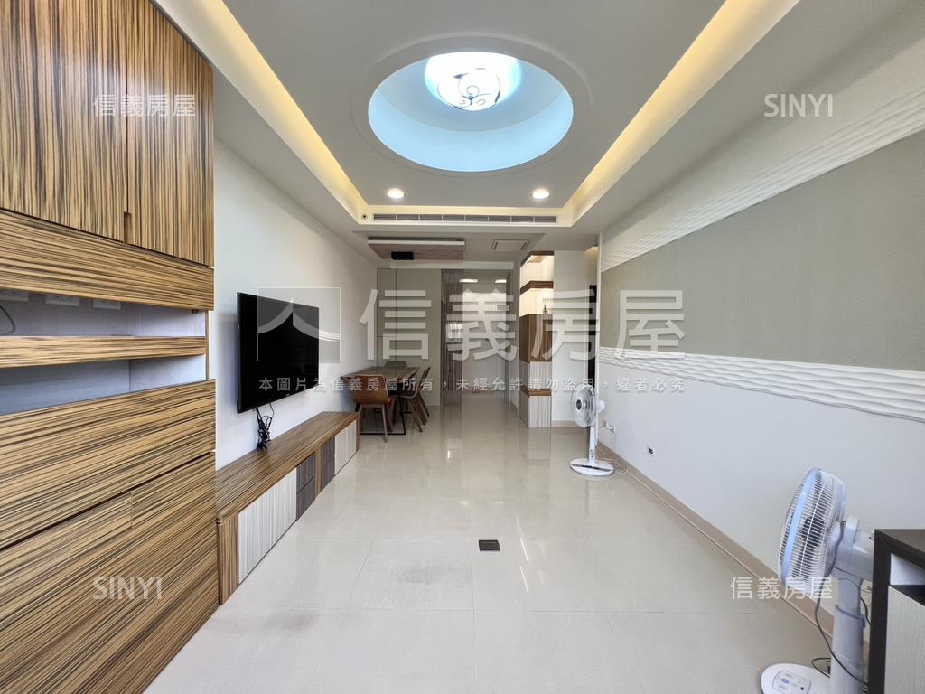 臻美真美三房車位房屋室內格局與周邊環境