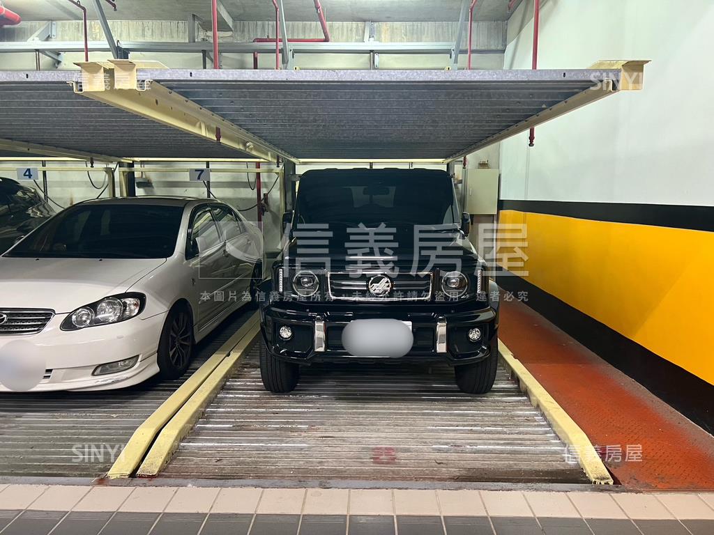 臻美真美三房車位房屋室內格局與周邊環境