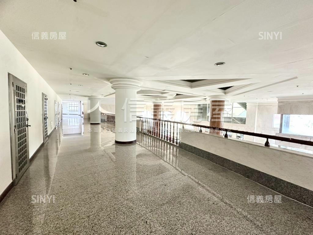 大衛營渡假山莊裝潢美宅房屋室內格局與周邊環境