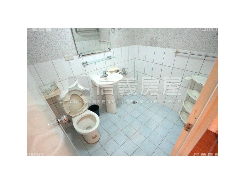 一層一戶＊精誠路電梯五套房屋室內格局與周邊環境
