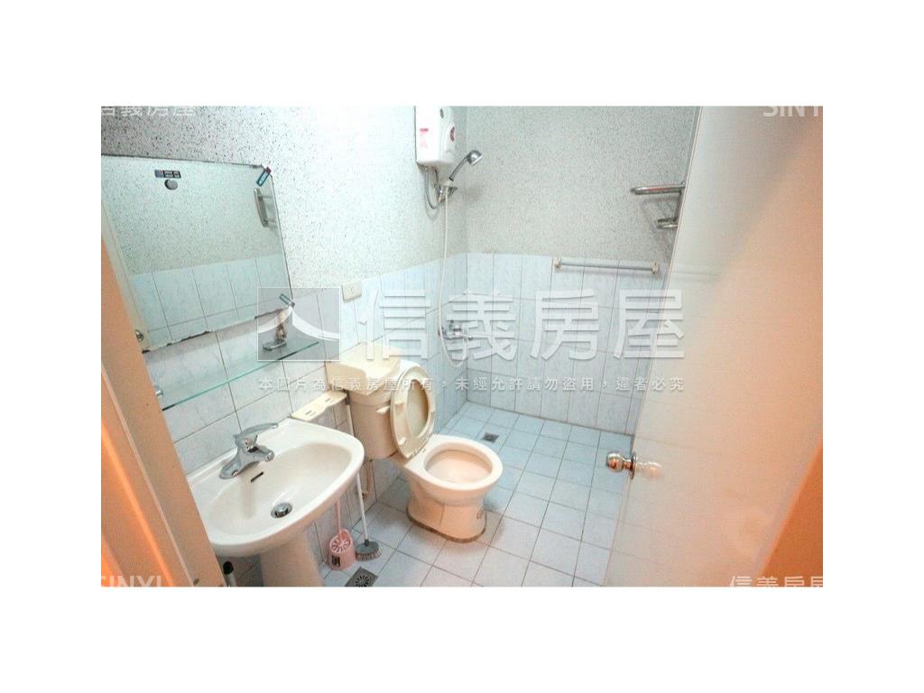 一層一戶＊精誠路電梯五套房屋室內格局與周邊環境