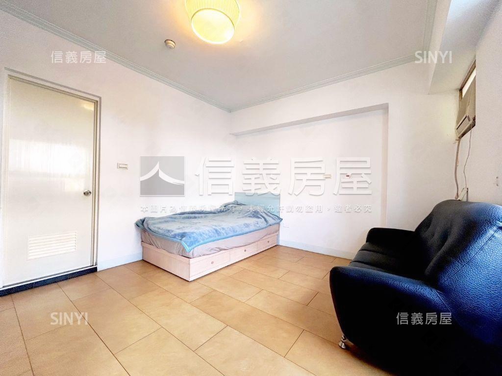 近三鐵採光大三房車位房屋室內格局與周邊環境