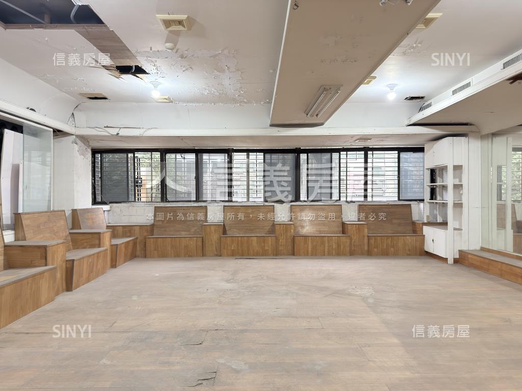 仁愛圓環雙併華廈房屋室內格局與周邊環境