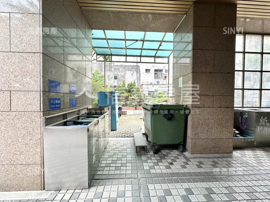 府中捷運林園春曉大空間房屋室內格局與周邊環境
