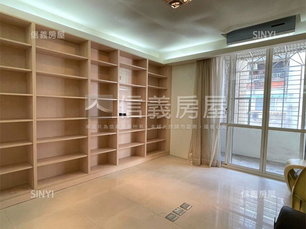 稀有陽光免爬高方正三樓房屋室內格局與周邊環境
