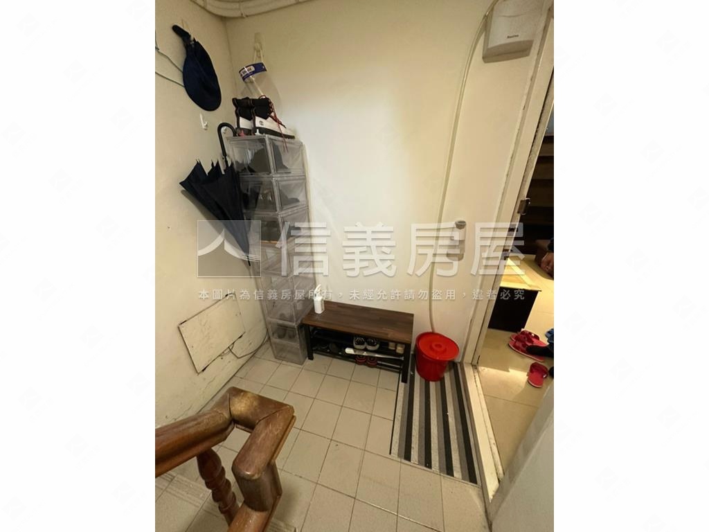 專任捷運美妝靈活大空間房屋室內格局與周邊環境