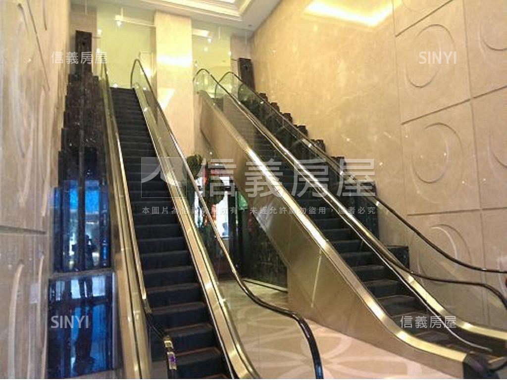 甲山林美美景觀屋房屋室內格局與周邊環境