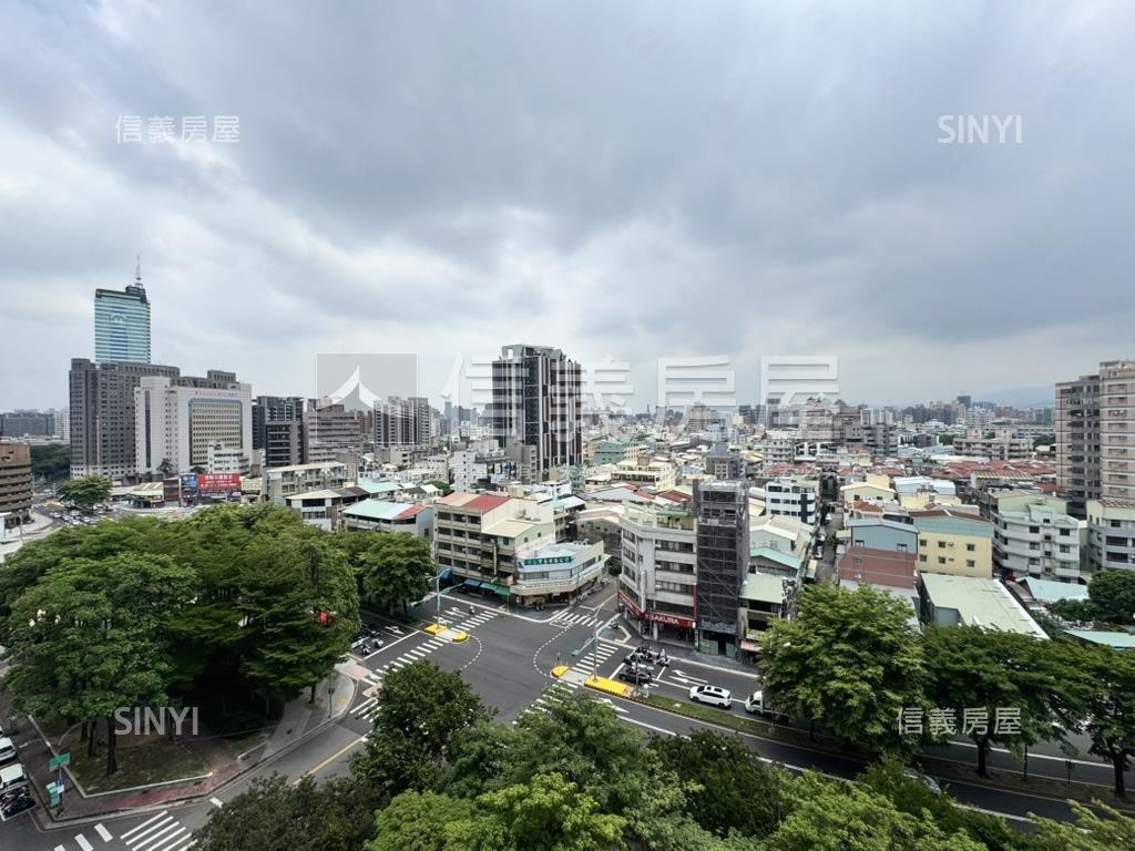 綠園道旁三房平車大空間房屋室內格局與周邊環境