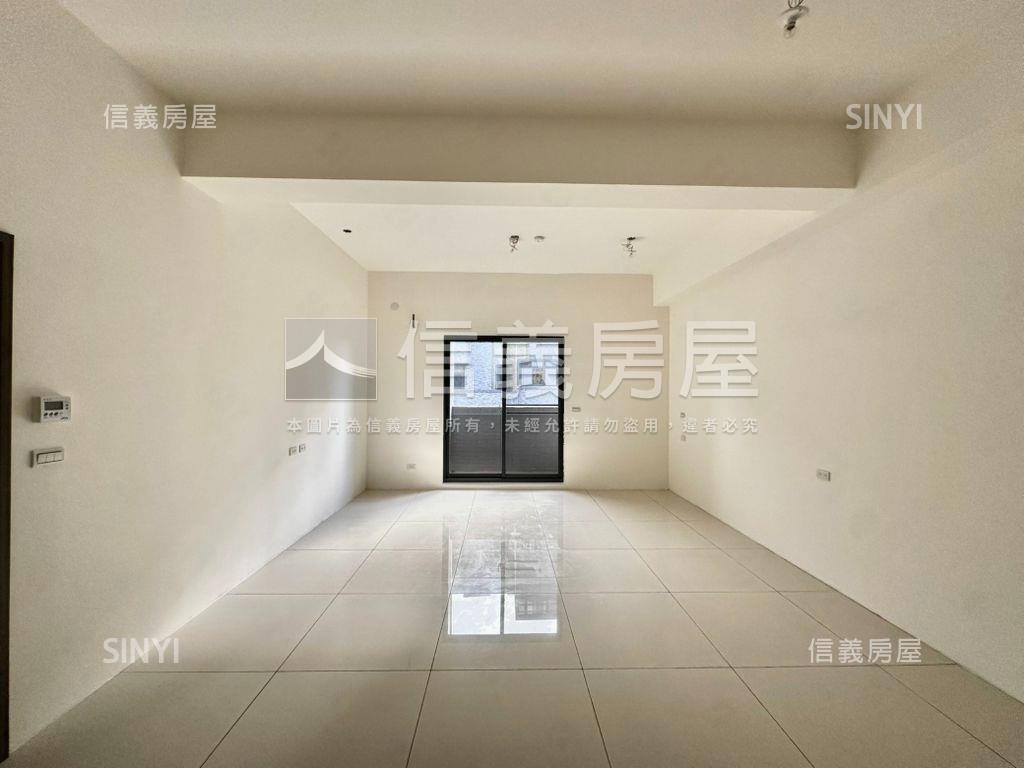 客運園區新成質感透天Ⅲ房屋室內格局與周邊環境