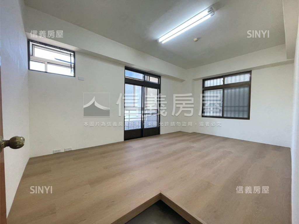 專任．櫻花大坪數三房平車房屋室內格局與周邊環境