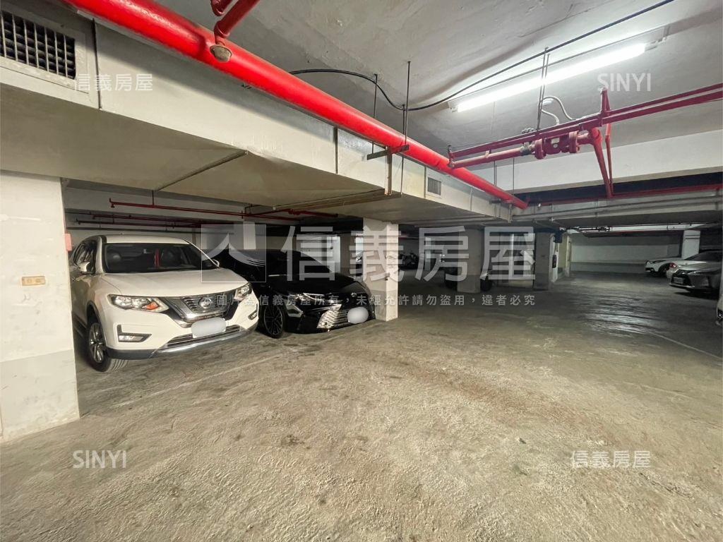 專任．櫻花大坪數三房平車房屋室內格局與周邊環境