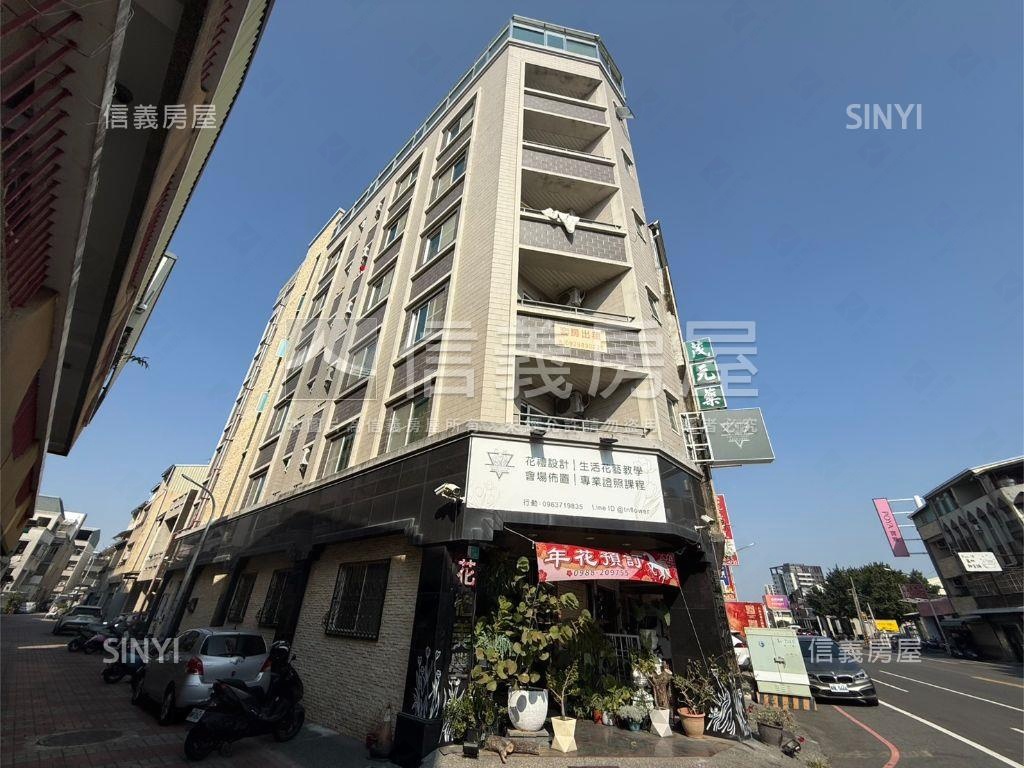 角窗收租店宿透天房屋室內格局與周邊環境