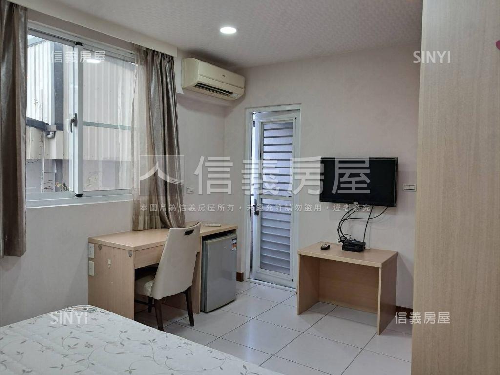 角窗收租店宿透天房屋室內格局與周邊環境