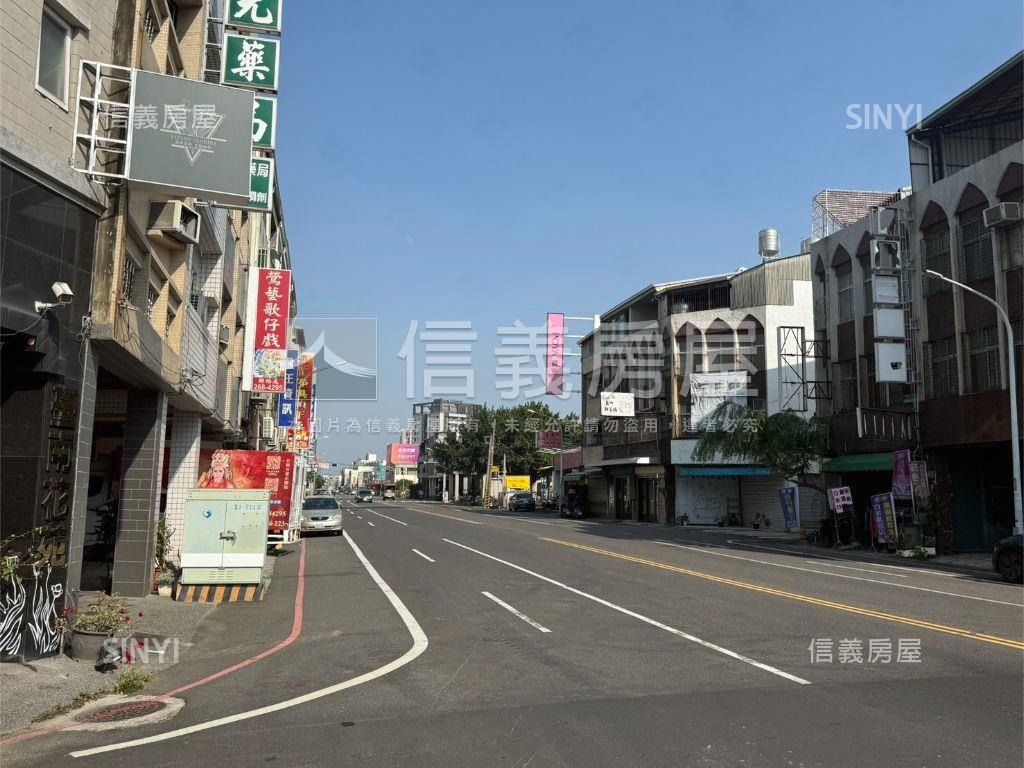 角窗收租店宿透天房屋室內格局與周邊環境