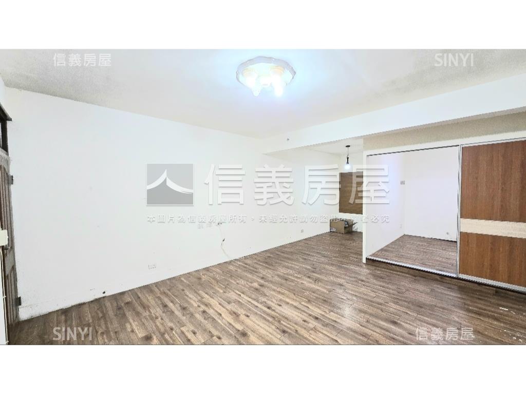 士林夜市商三土持大大邊間房屋室內格局與周邊環境