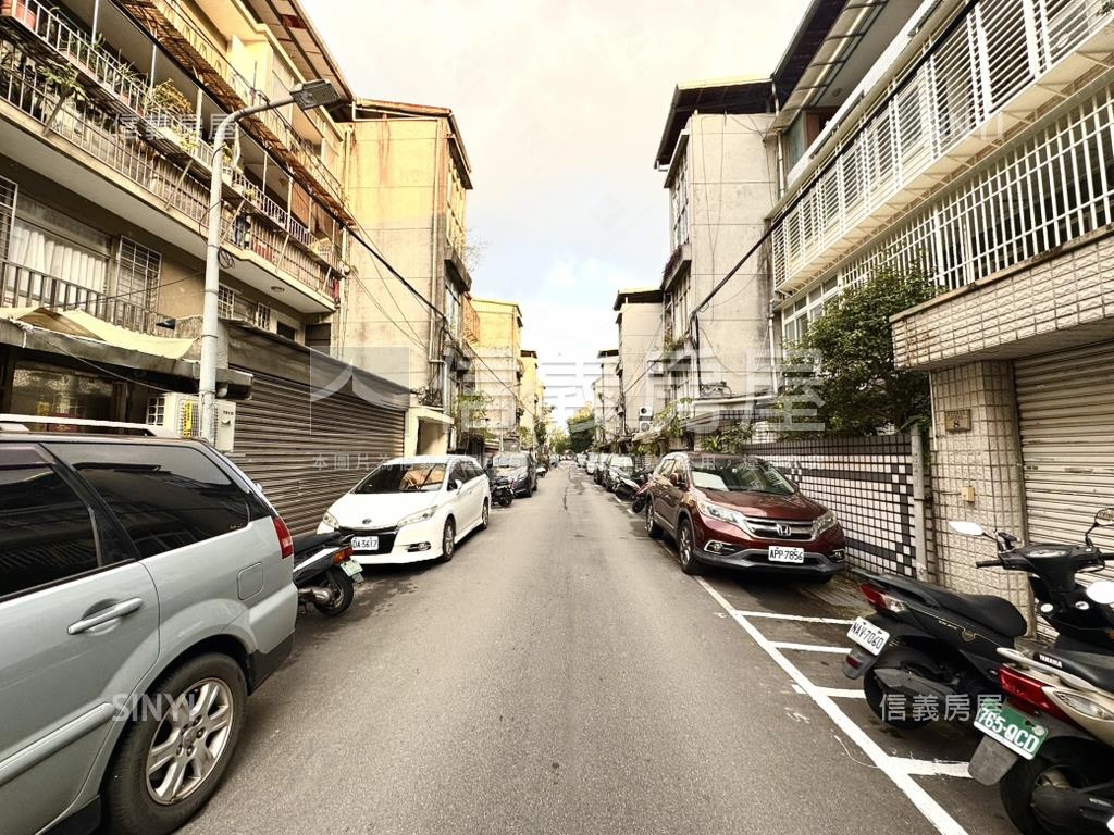 南京三民公寓３樓大土持房屋室內格局與周邊環境