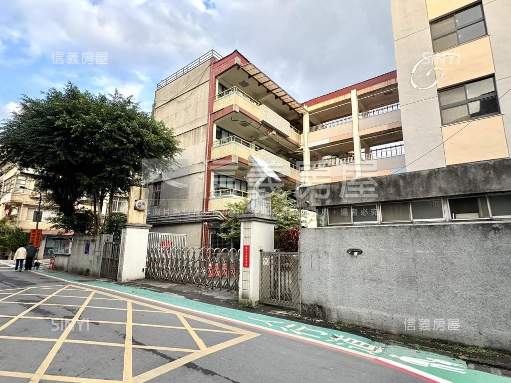 南京三民公寓３樓大土持房屋室內格局與周邊環境