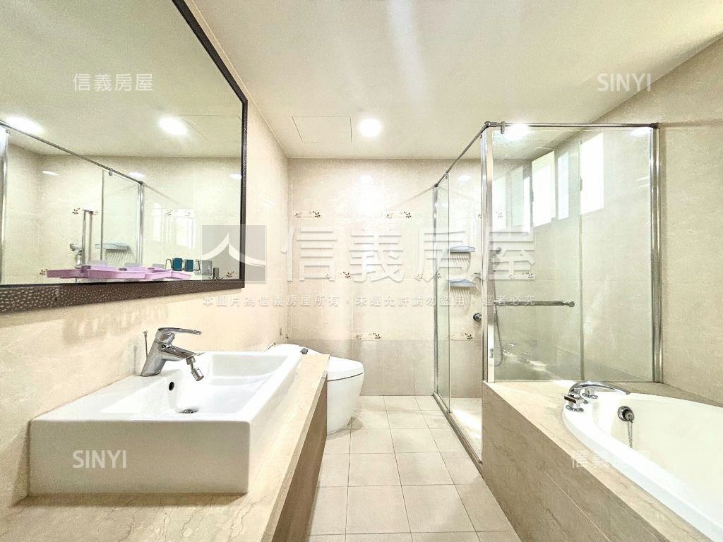 大面寬雙車透店房屋室內格局與周邊環境