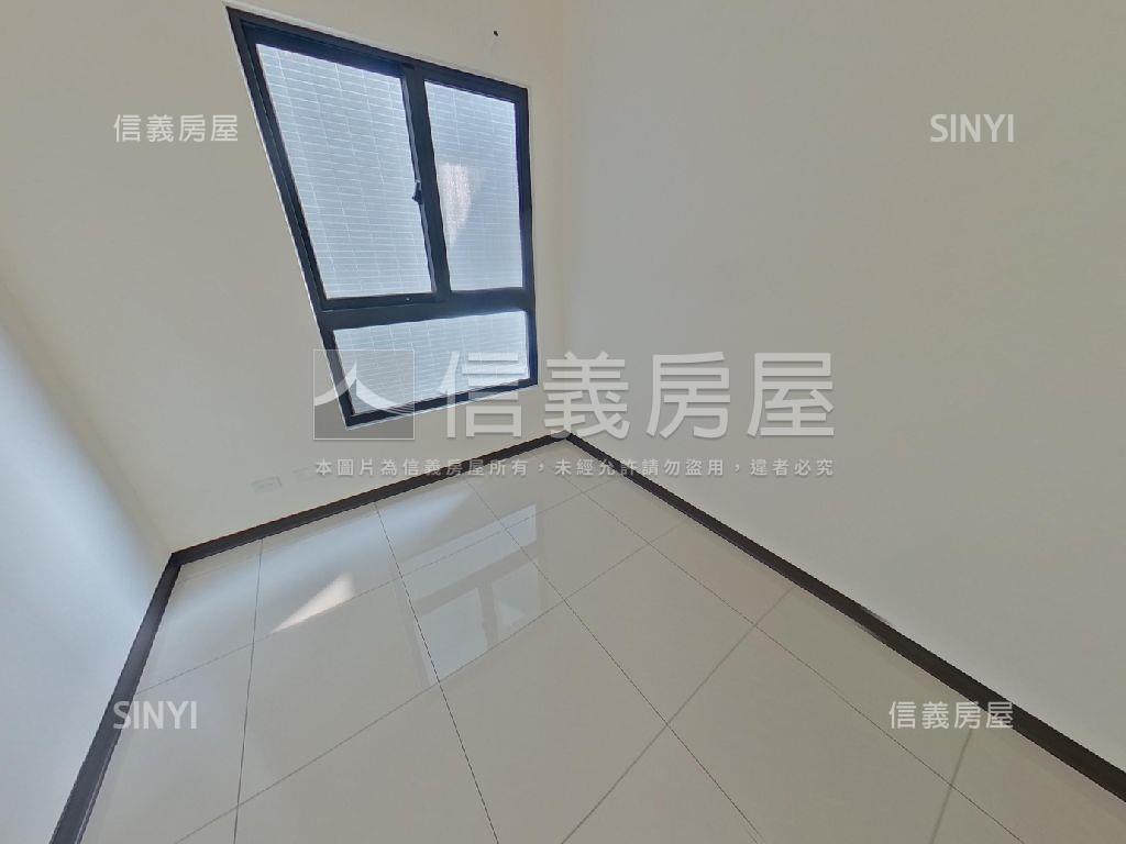 大埔商圈高樓未住２房車位房屋室內格局與周邊環境