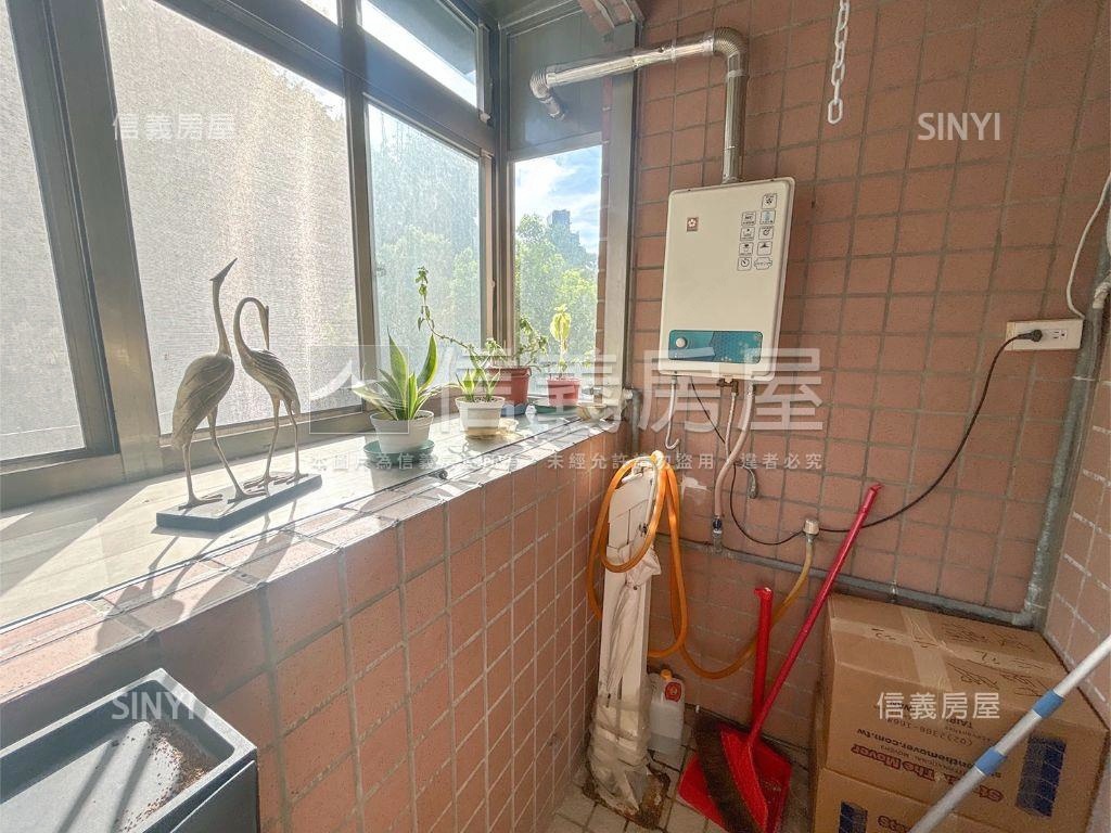 首購幸福成家兩房車位房屋室內格局與周邊環境