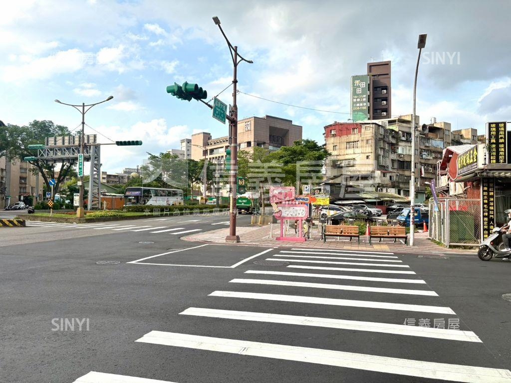 萬華西園黃金雙店面房屋室內格局與周邊環境