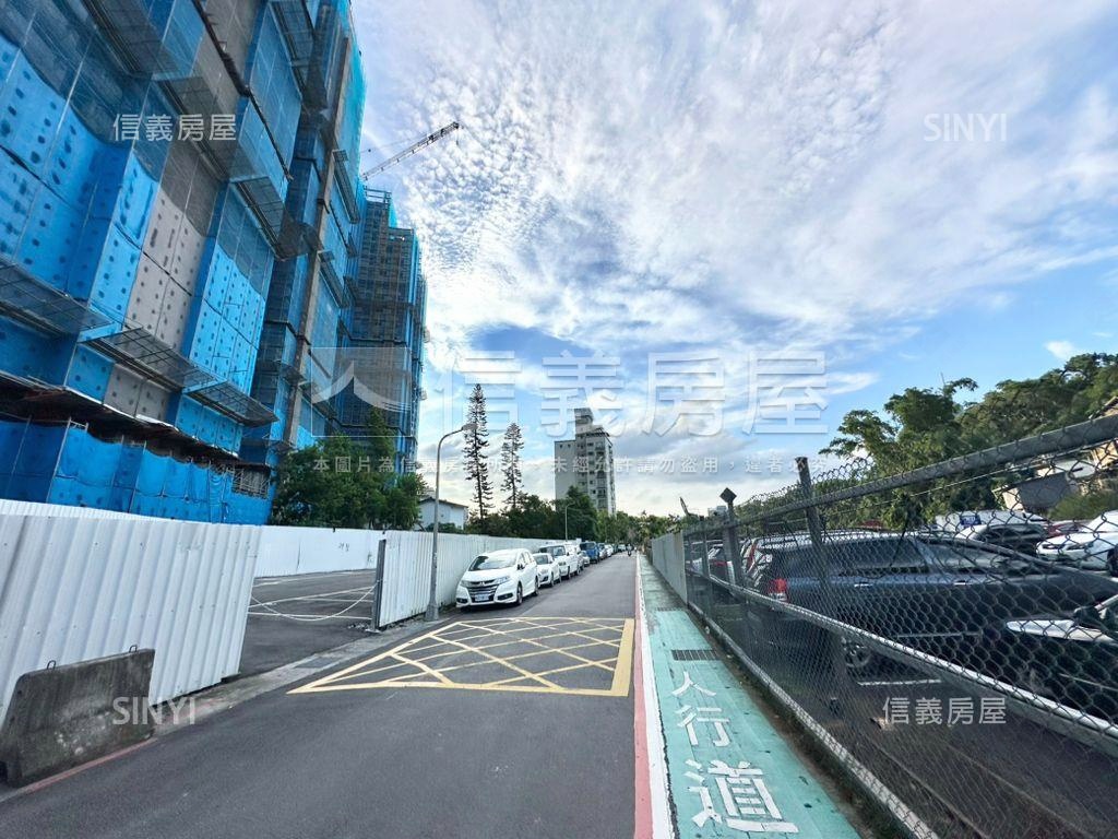 宏築信義Ｃ３－４樓房屋室內格局與周邊環境