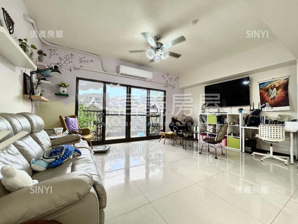 施華洛奇民視商圈三房房屋室內格局與周邊環境