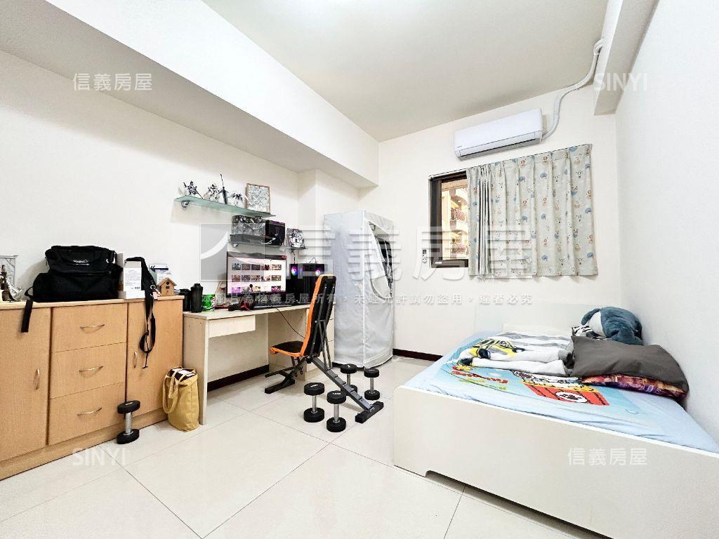 施華洛奇民視商圈三房房屋室內格局與周邊環境