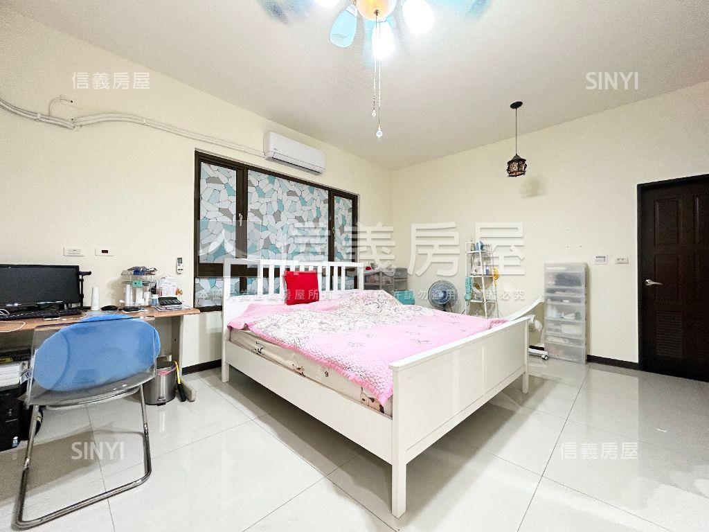 施華洛奇民視商圈三房房屋室內格局與周邊環境