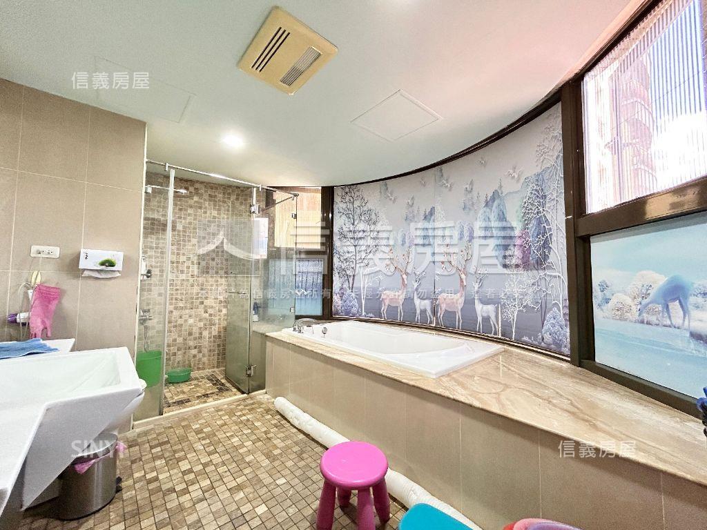 施華洛奇民視商圈三房房屋室內格局與周邊環境