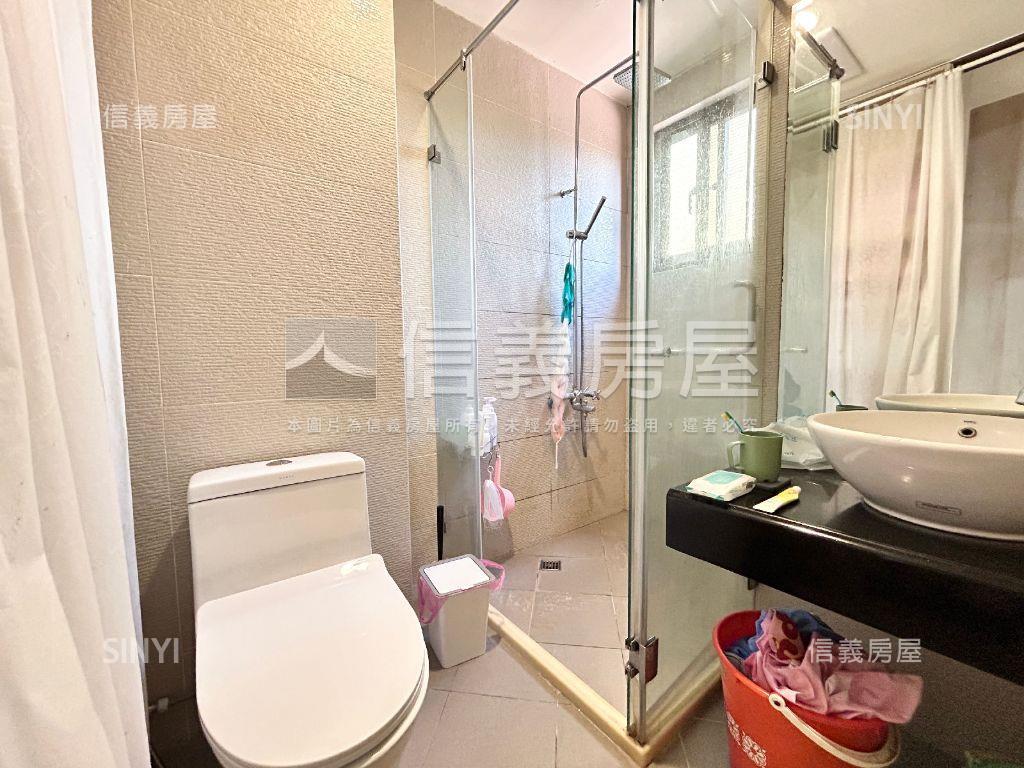 施華洛奇民視商圈三房房屋室內格局與周邊環境