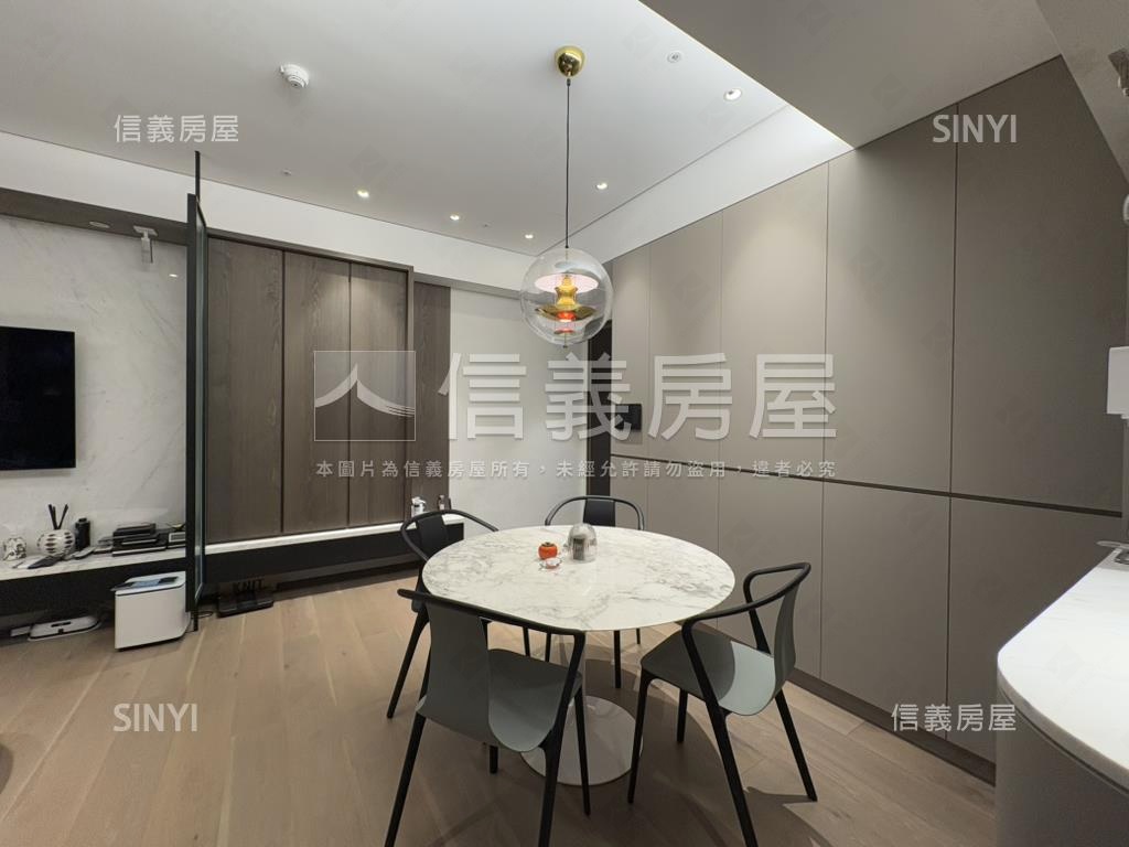 三輝雙子星高樓景觀戶房屋室內格局與周邊環境