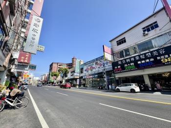 中山南路燙金店面