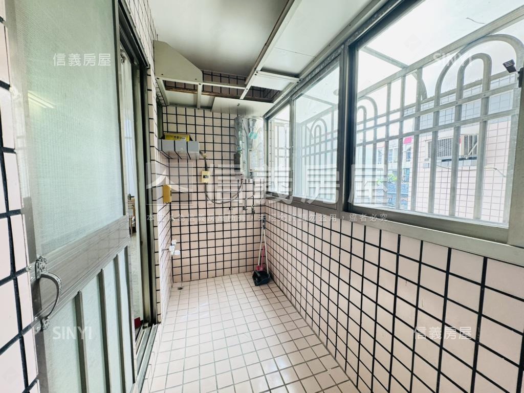 ［華廈］走路上學三房車位房屋室內格局與周邊環境