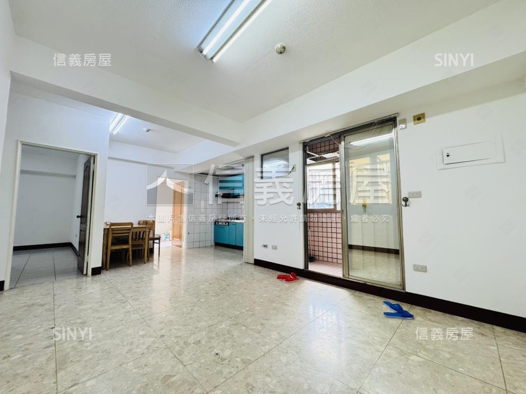 ［華廈］走路上學三房車位房屋室內格局與周邊環境