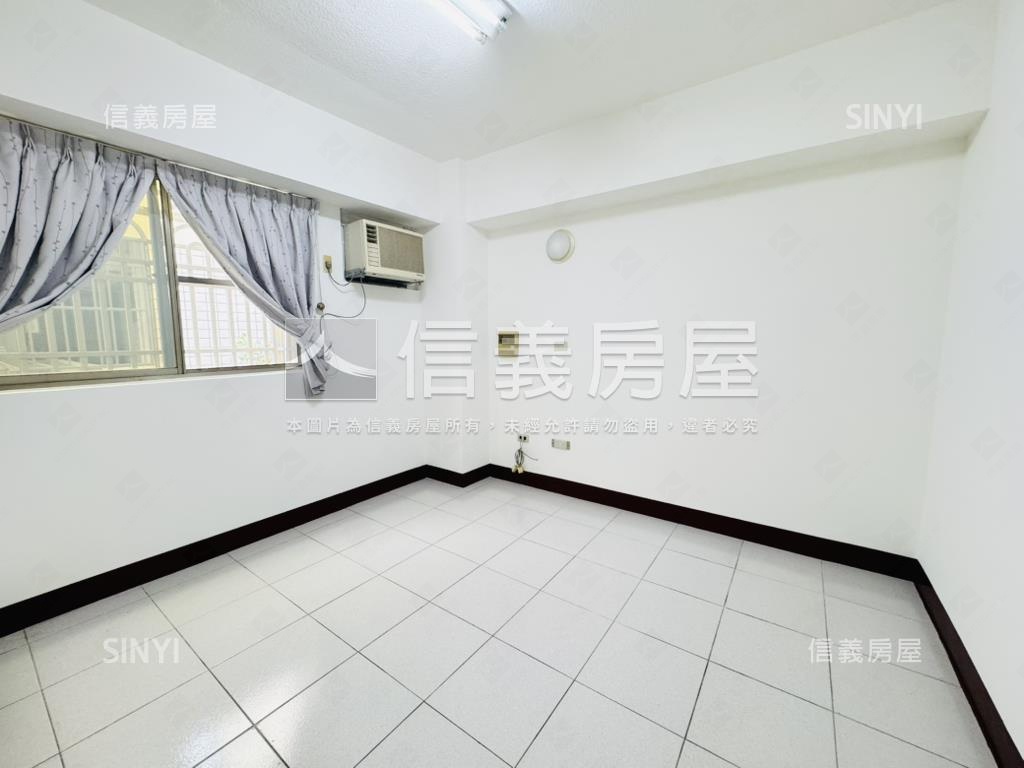 ［華廈］走路上學三房車位房屋室內格局與周邊環境