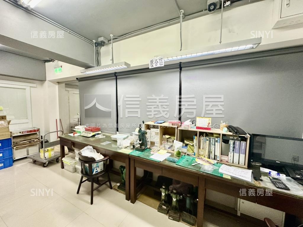 大直面寬黃金雙店面附平車房屋室內格局與周邊環境