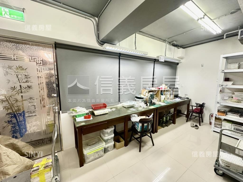 大直面寬黃金雙店面附平車房屋室內格局與周邊環境