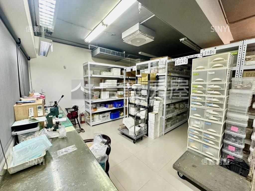 大直面寬黃金雙店面附平車房屋室內格局與周邊環境