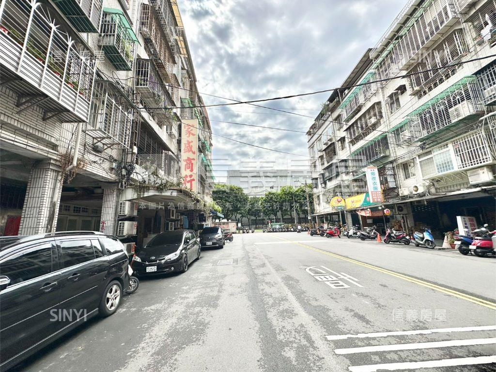 公園旁～溫馨的家房屋室內格局與周邊環境