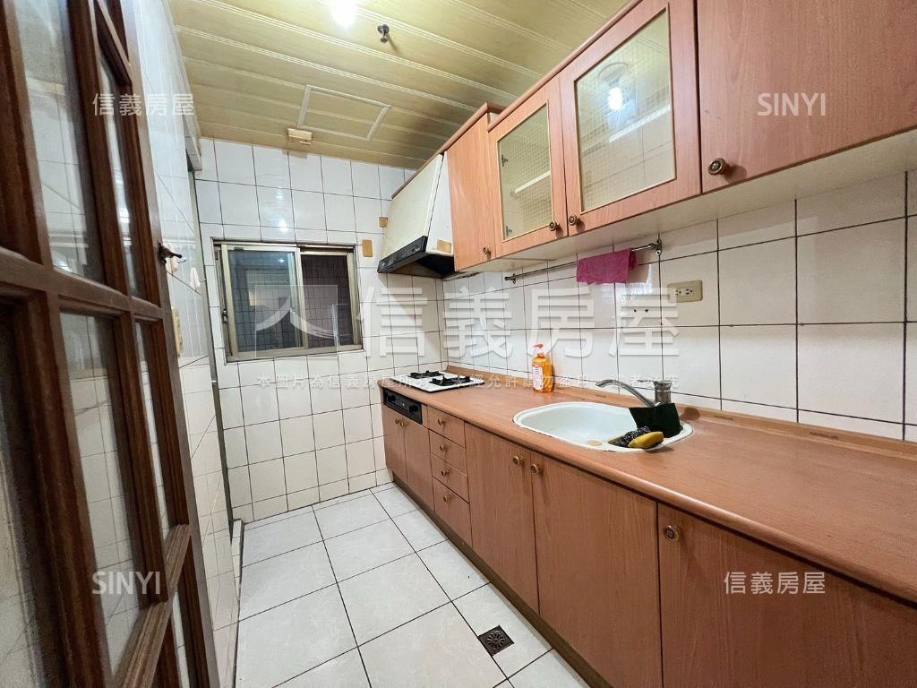 東區金牌小資夢想宅房屋室內格局與周邊環境