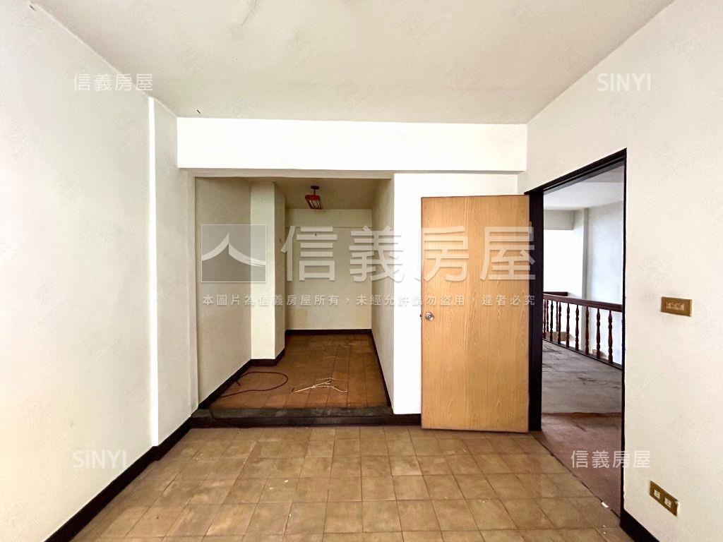 復興路方正大戶宅房屋室內格局與周邊環境