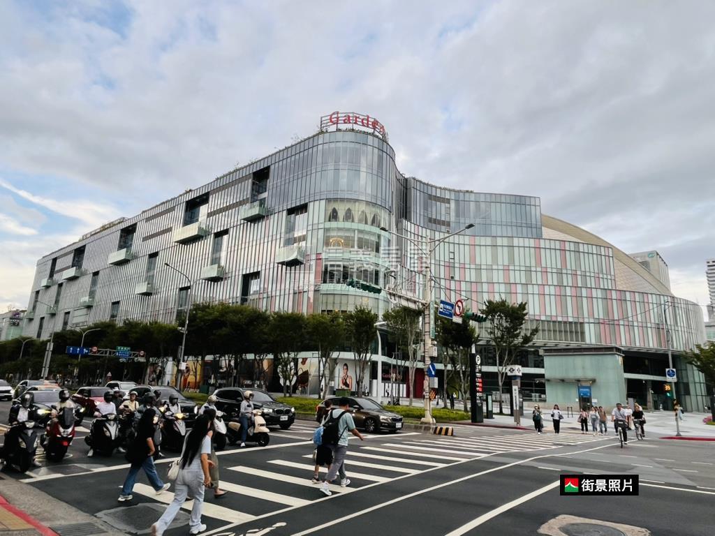 東區國館時尚產業金店面房屋室內格局與周邊環境